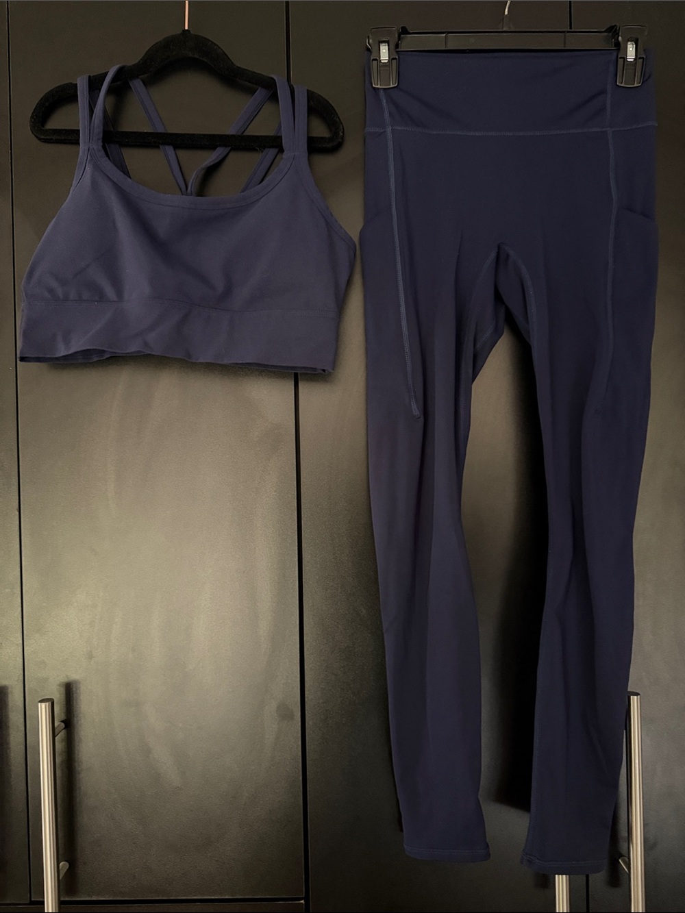 Fabletics Set - Picture 2 of 4